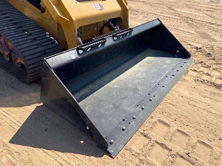 2024-caterpillar-299d3-image-17