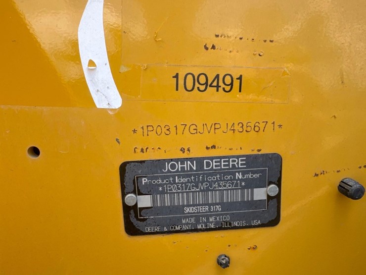 2023-deere-317g-image-15
