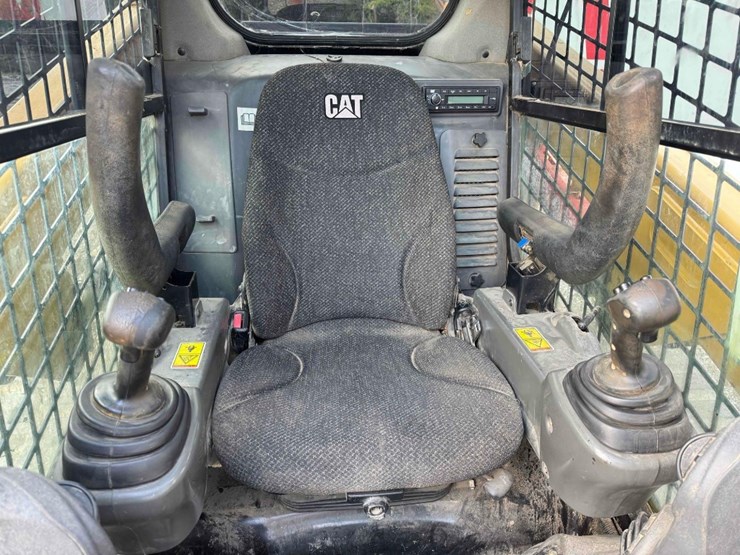 2015-caterpillar-279d-image-6