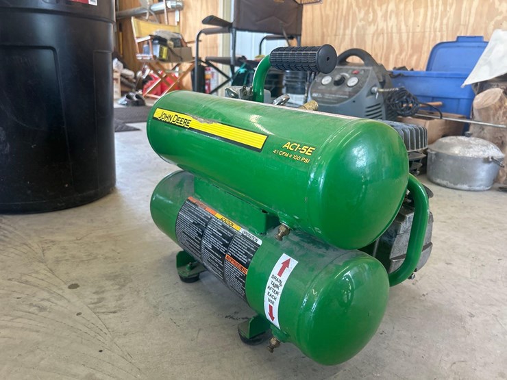 john-deere-air-compressor-image-3