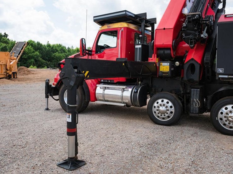 2018-kenworth-t880-image-15