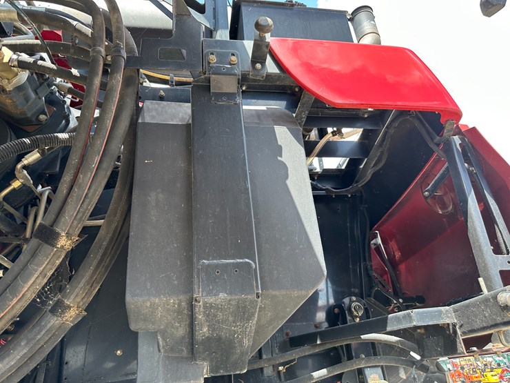 2012-case-ih-7230-image-47