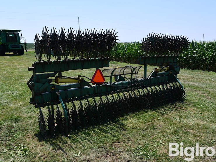 john-deere-28-image-7