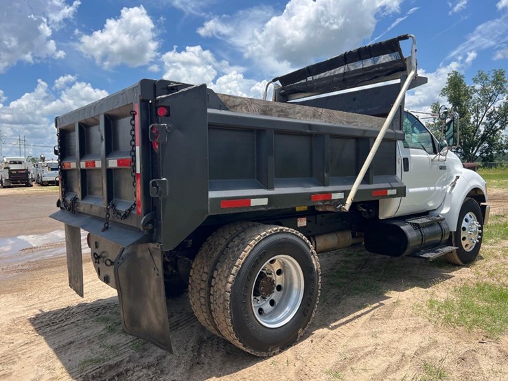 2007-ford-f750-xl-image-4