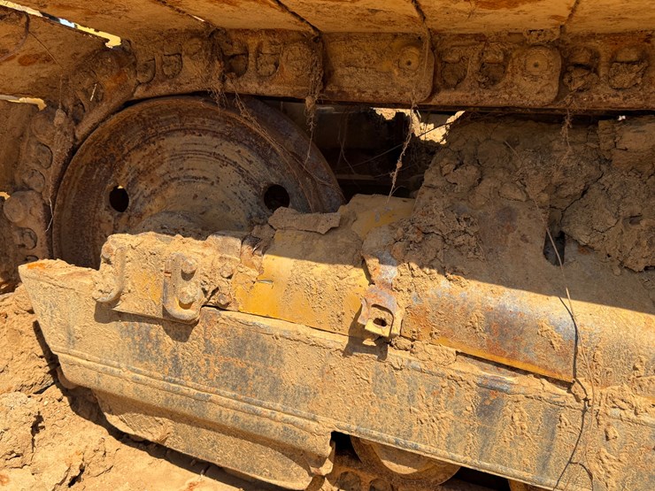 caterpillar-d3g-lgp-image-20