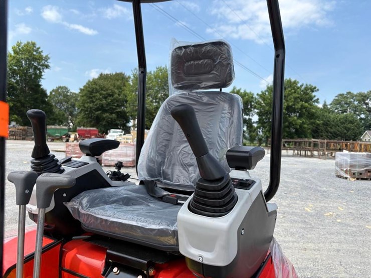 tpm-20k-mini-excavator-image-6