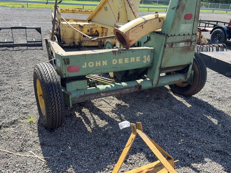 john-deere-34-image-1