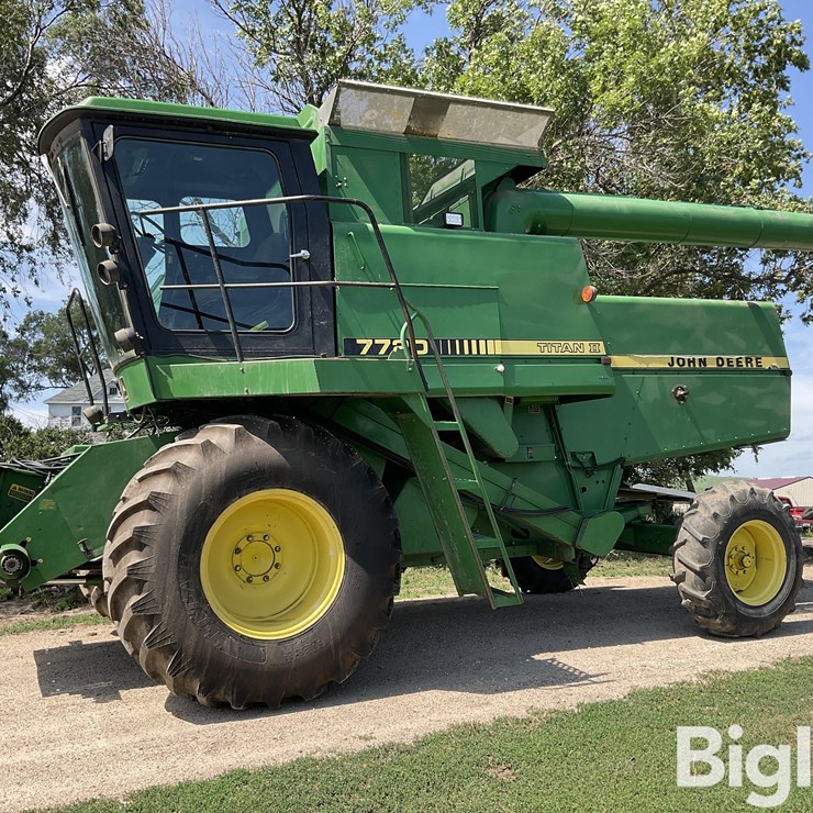 1988 JOHN DEERE 7720