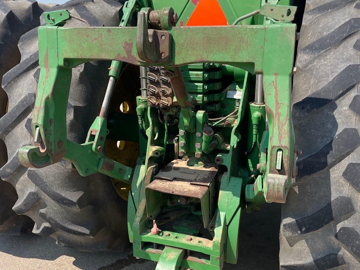 john-deere-8400-image-10
