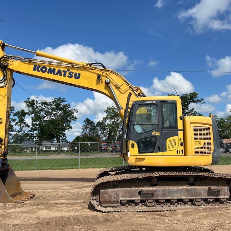2017 KOMATSU PC228US LC-10