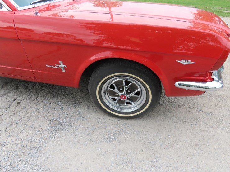 1965-ford-mustang-image-5