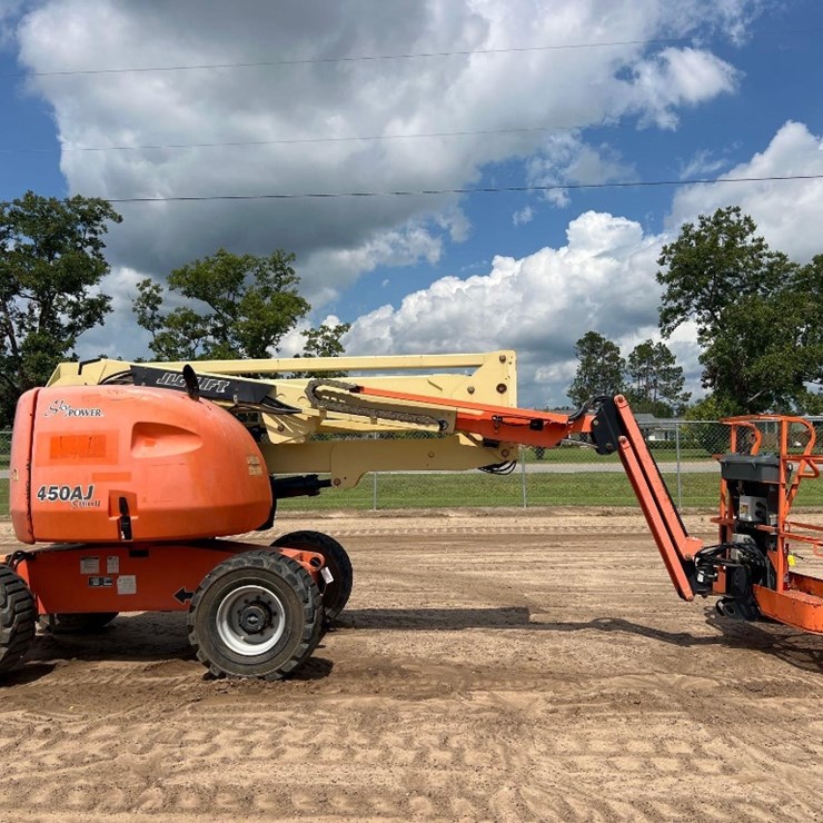 2008 JLG 450AJ