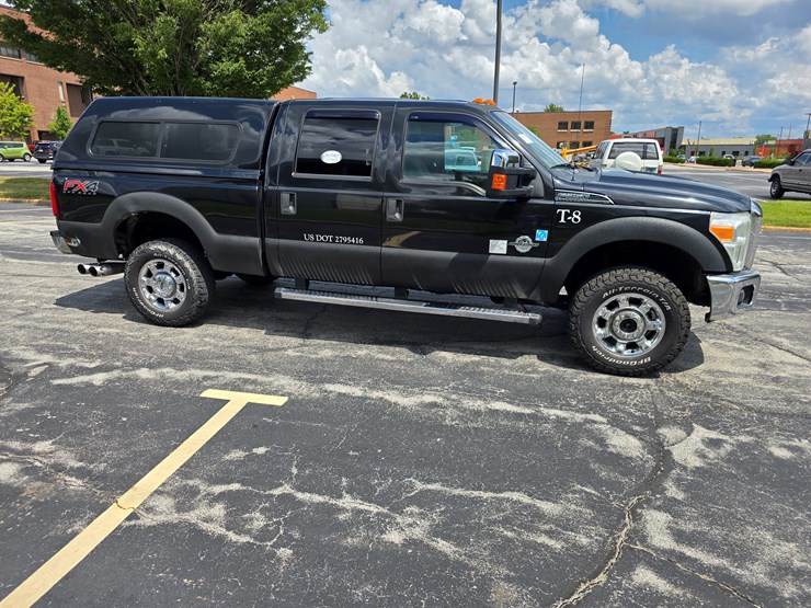 2015-ford-f350-image-39