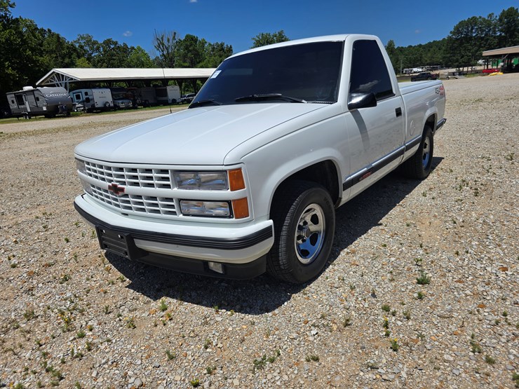 1993-chevrolet-454-image-2