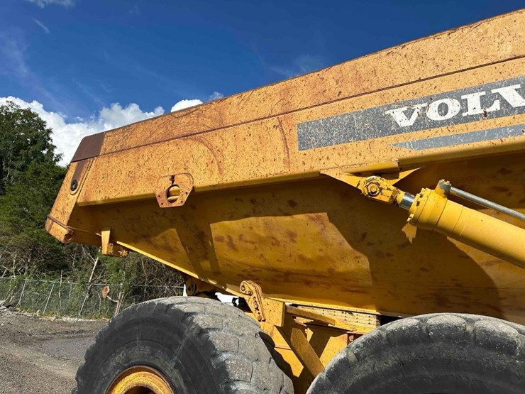 1998-volvo-a40-image-18