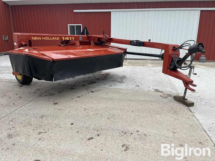 new-holland-1411-image-3