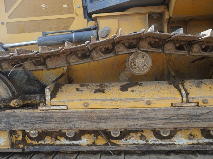 2017-deere-550k-image-38