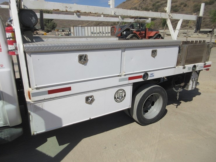 2016-ford-f550-sd-image-13