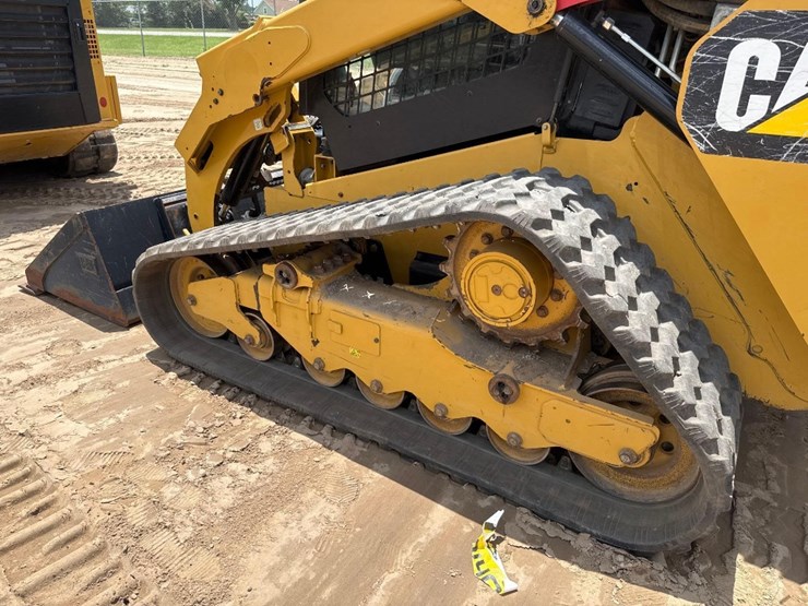 2019-caterpillar-289d-image-9