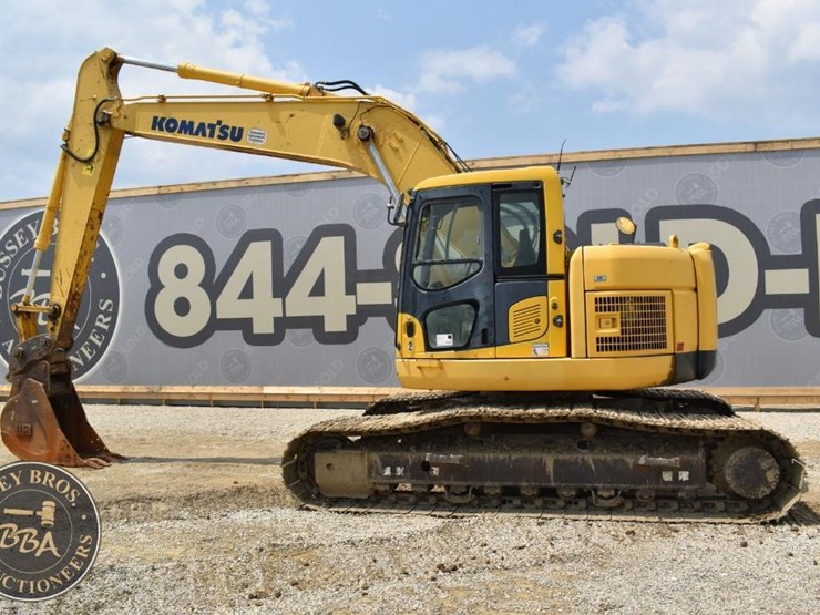 2012-komatsu-pc228us-lc-8-image-12
