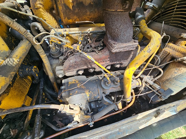 caterpillar-d4d-image-38