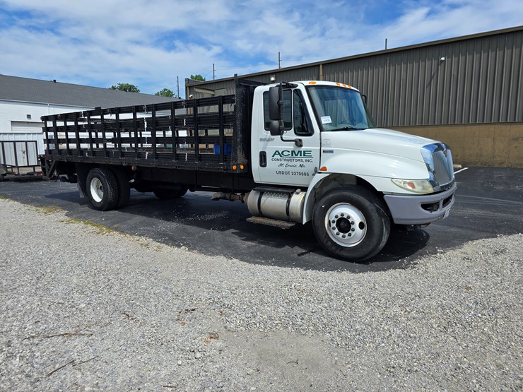 2012-international-durastar-4300-image-42
