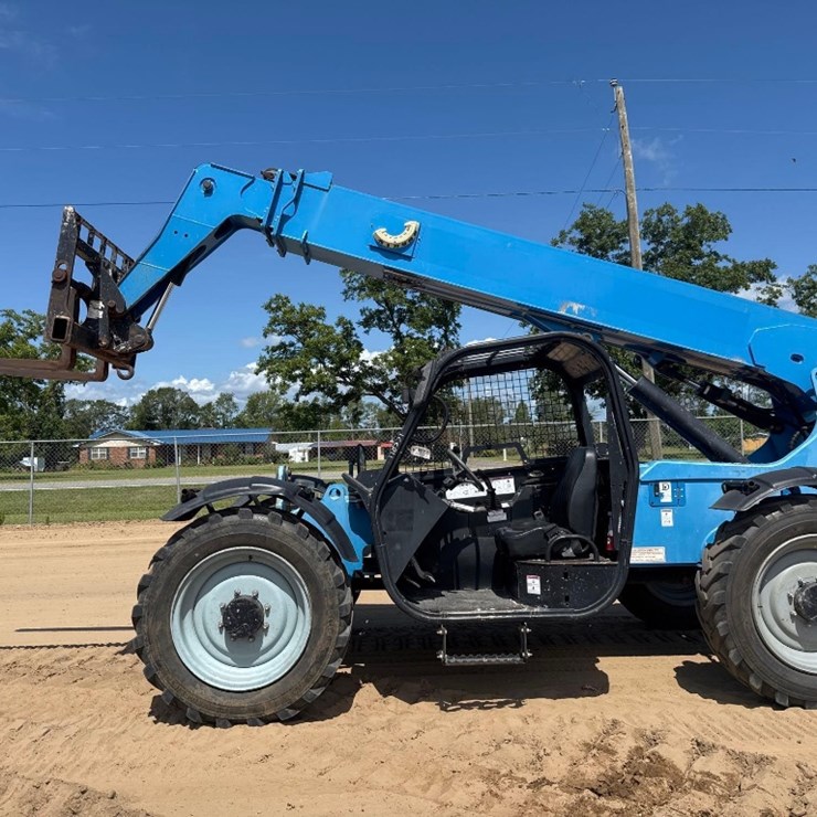 2017 GENIE GTH636