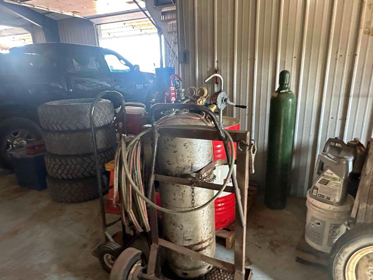 **sold-onsite-only---no-online-bids-will-be-accepted**-shop-equipment-and-tools-image-7