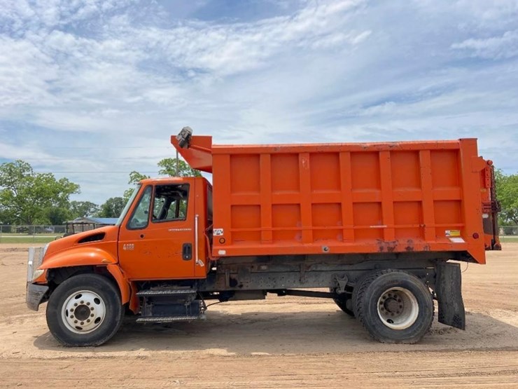 2007-international-durastar-4200-image-1