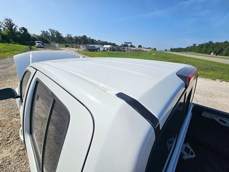 2016-nissan-frontier-image-75