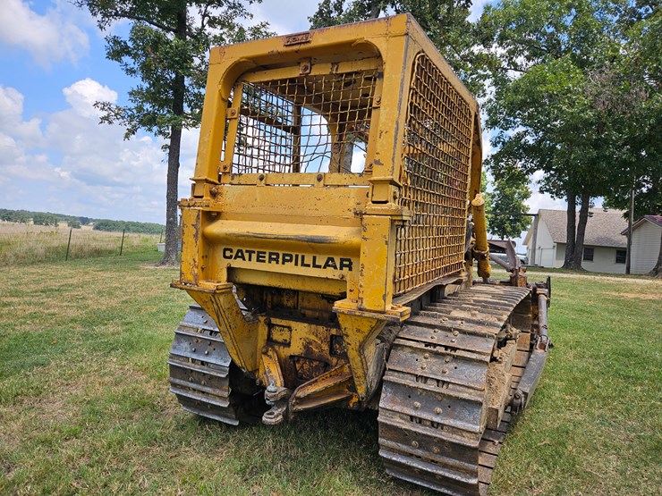 caterpillar-d4d-image-16