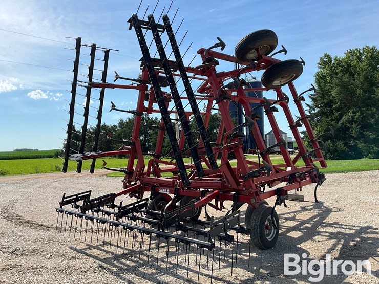 case-ih-4300-image-5