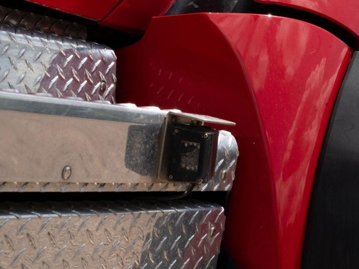 2018-kenworth-t880-image-64