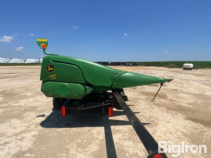 2019-john-deere-712c-image-4