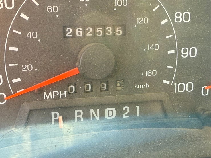 2001-ford-f350-image-54