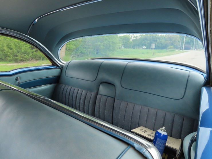 1956-buick-roadmaster-image-24
