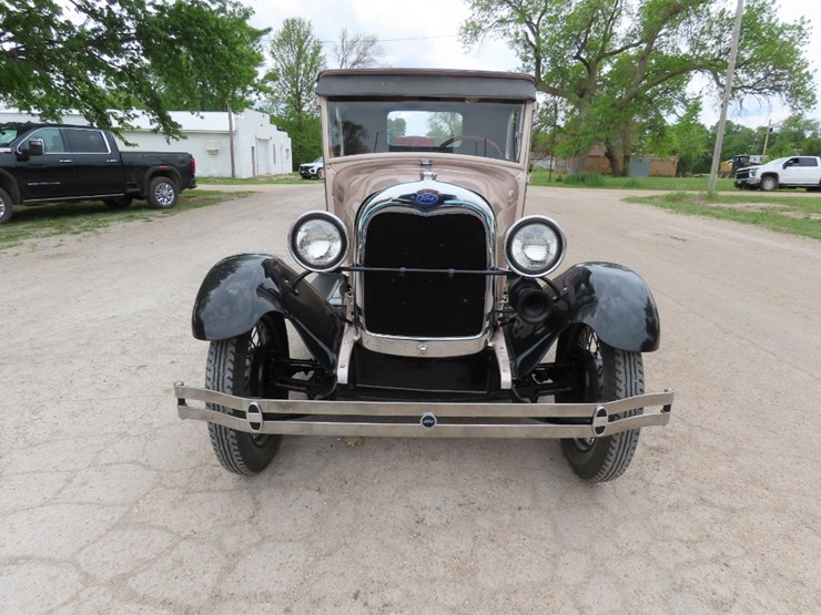 1928-ford-model-a-image-2