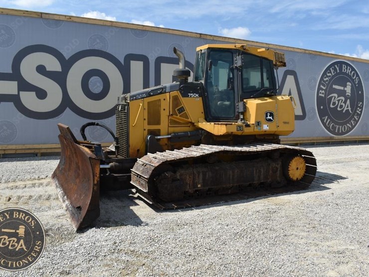 2019-deere-750k-lgp-image-1