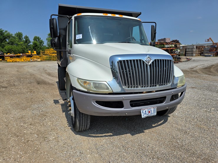 2007-international-durastar-4300-image-47