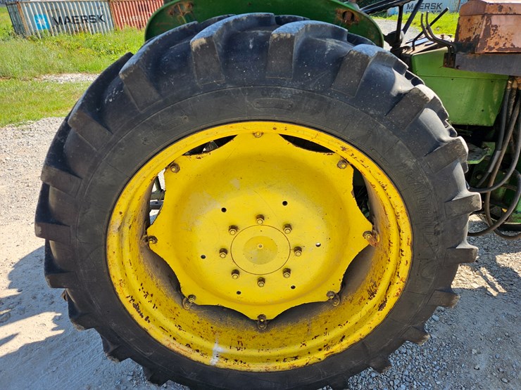john-deere-2130-image-57