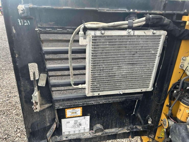 2018-caterpillar-259d-image-14