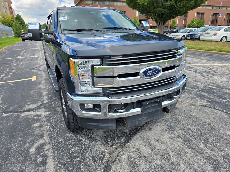 2017-ford-f350-image-47