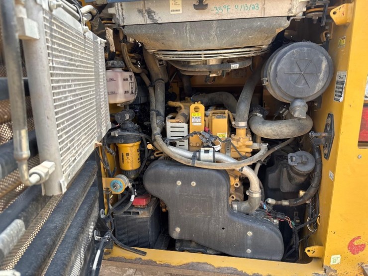 2019-caterpillar-289d-image-17