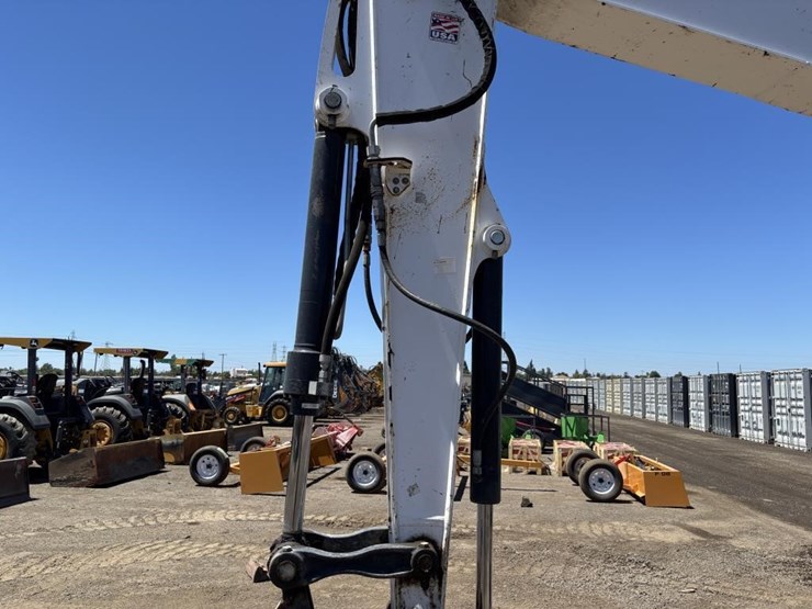 2018-bobcat-e85-image-18