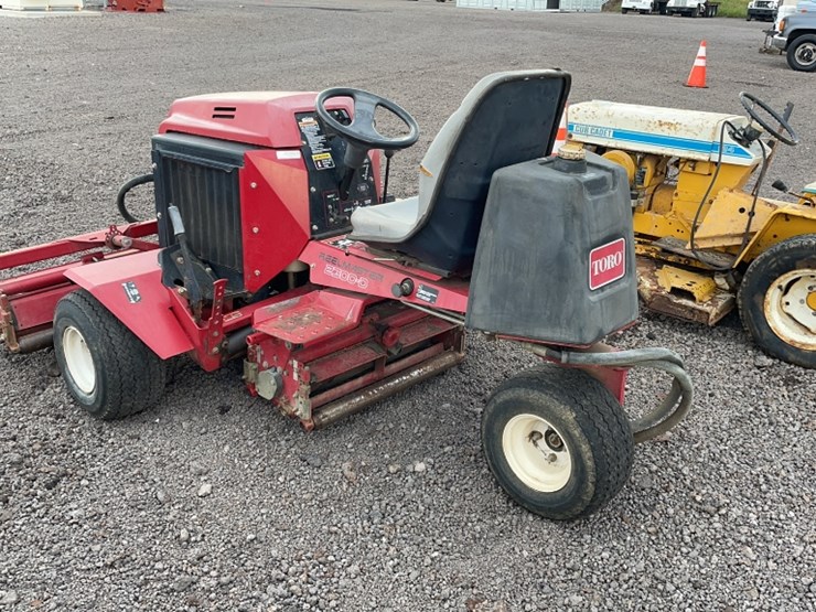 toro-reelmaster-2300d-image-8