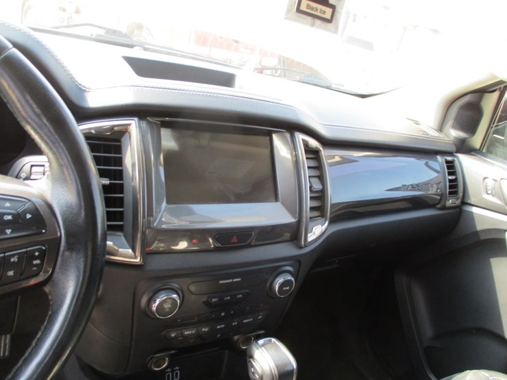 2021-ford-ranger-image-8