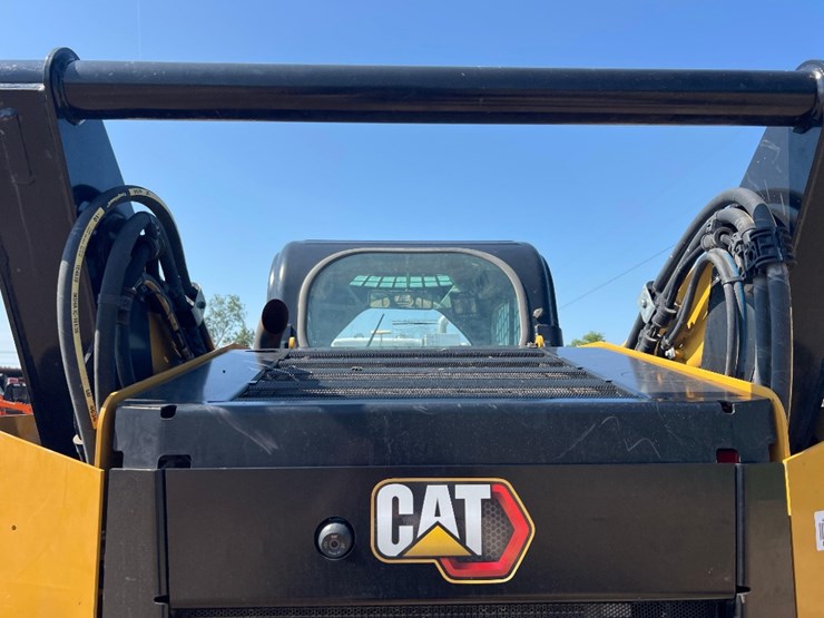 2019-caterpillar-262d3-image-14