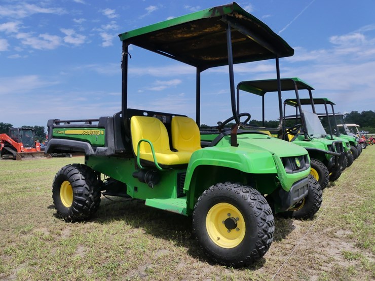 john-deere-gator-image-1