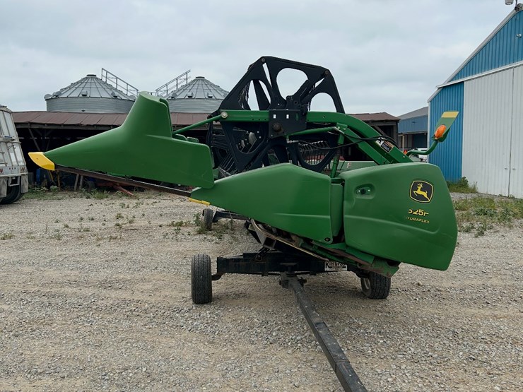 2004-john-deere-625f-image-1