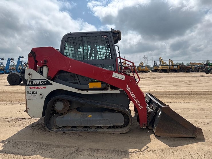 2023-takeuchi-tl10v2-image-5